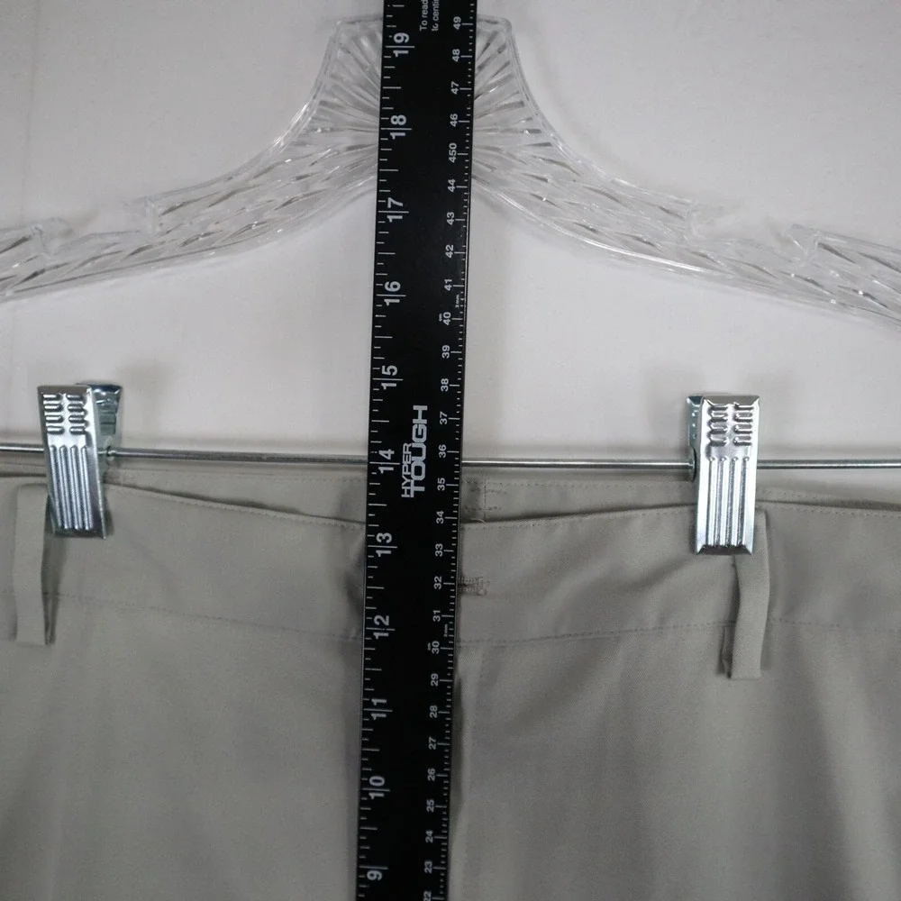 Nike Golf Pants Mens 34x32‎ Dri-Fit Performance Chino Stretch Flat Front Beige